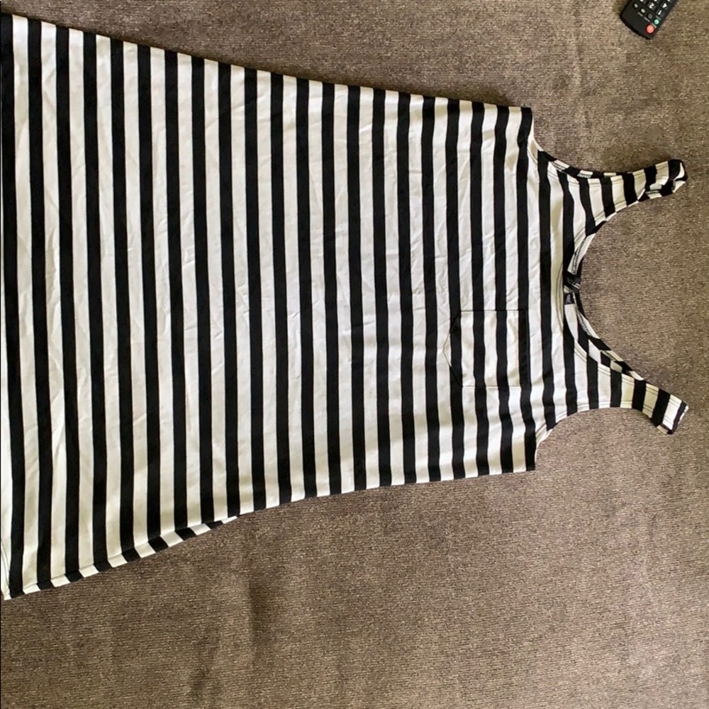 Cotton On! Beach cover up black striped